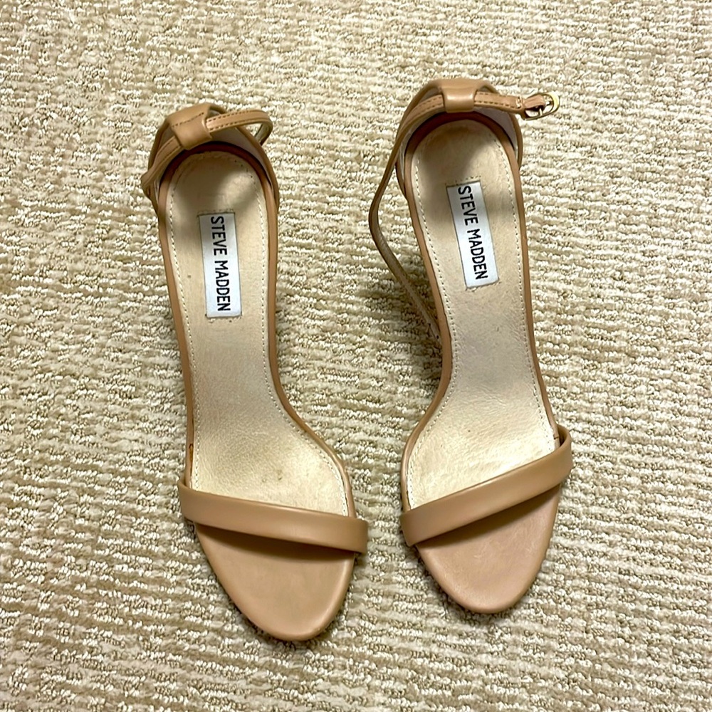 Steve Madden heels size 9
